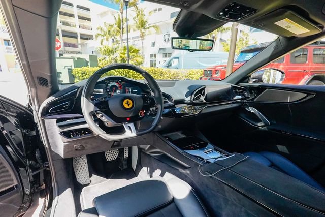 Used 2024 Ferrari Purosangue AWD/4WD image 3