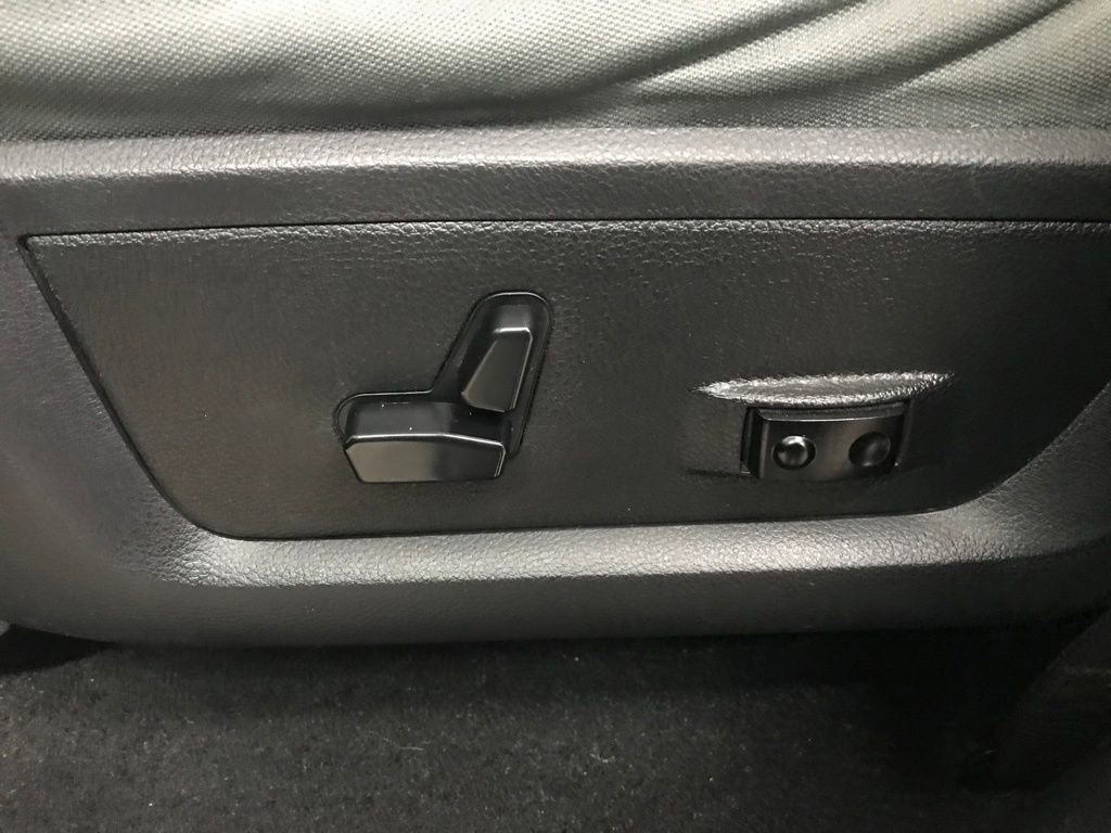 Used 2015 RAM 2500 Big Horn image 13