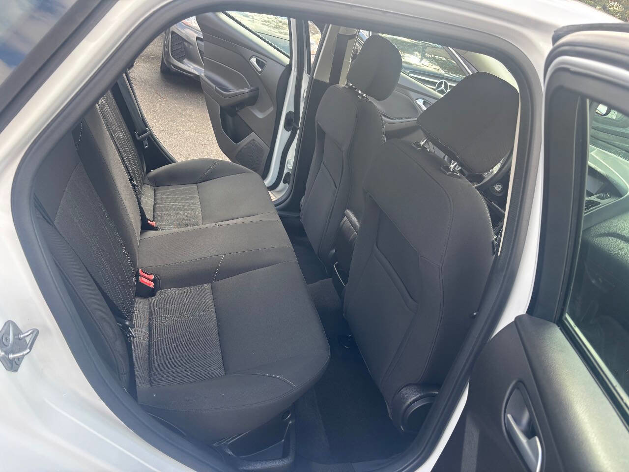 Used 2016 Ford Focus SE image 13