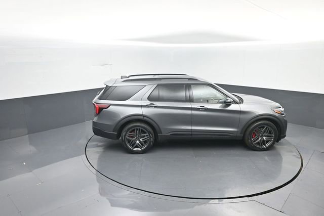 New 2026 Ford Explorer ST image 30