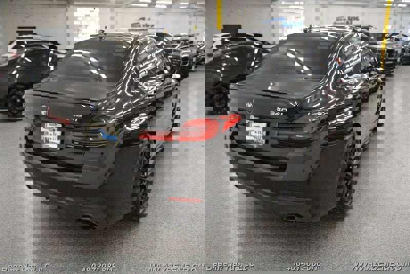 Used 2023 BMW 540i w/ M Sport Package image 9