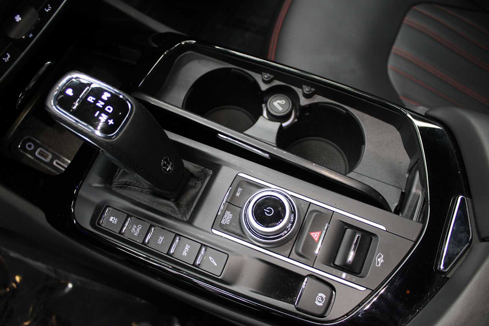 Used 2022 Maserati Levante GT image 35