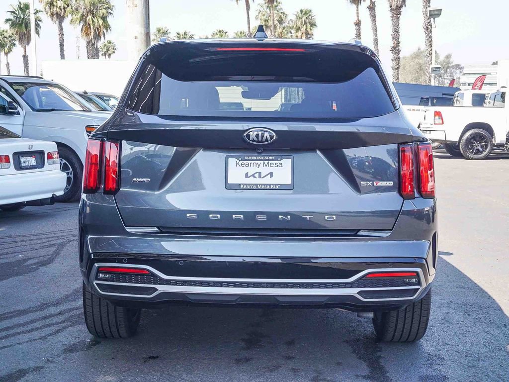 Used 2021 Kia Sorento SX image 5
