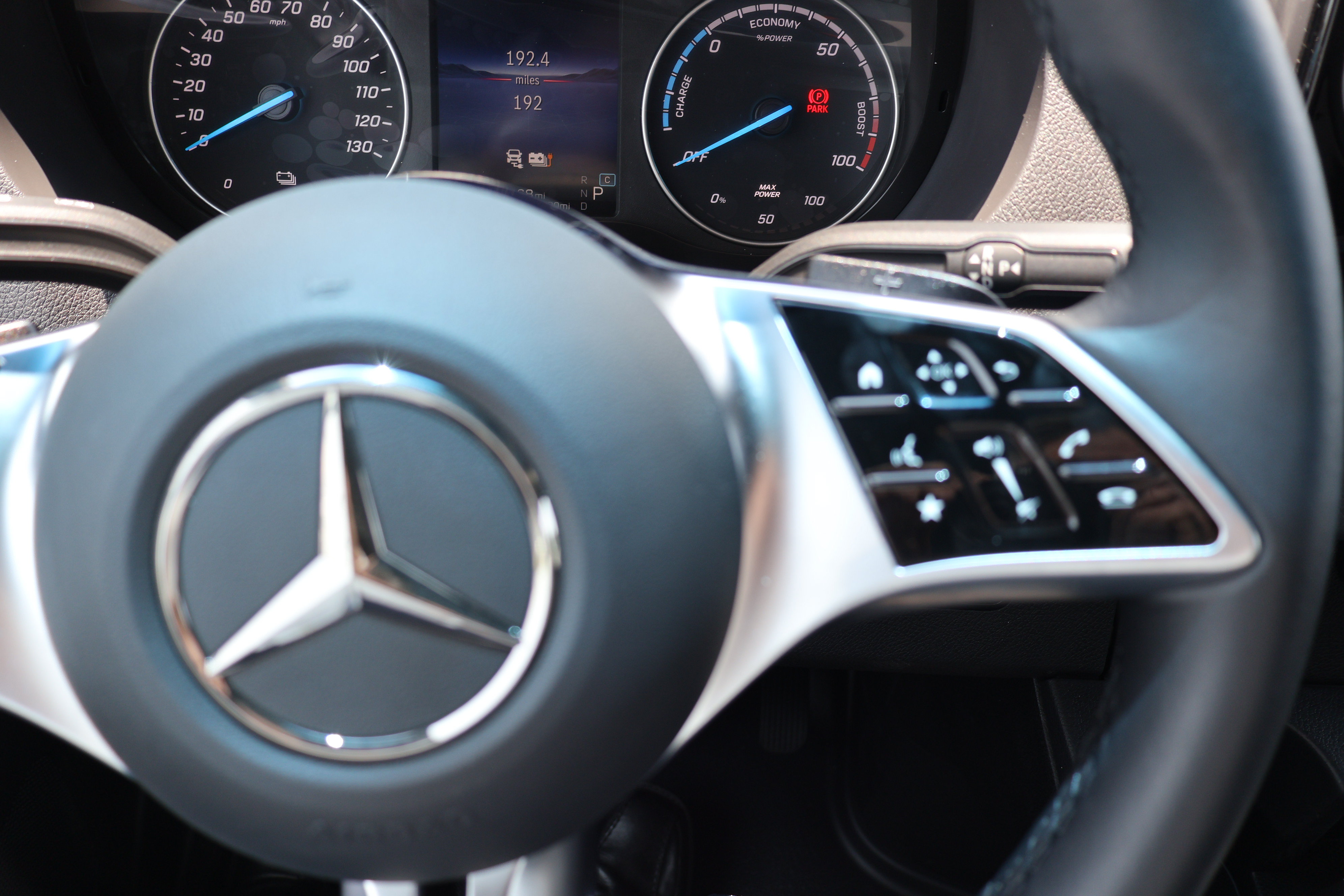 Used 2024 Mercedes-Benz eSprinter 170 Cargo image 26