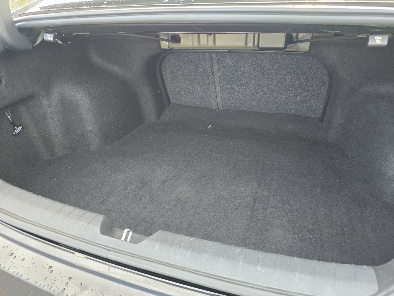 Used 2020 Kia Optima LX image 18