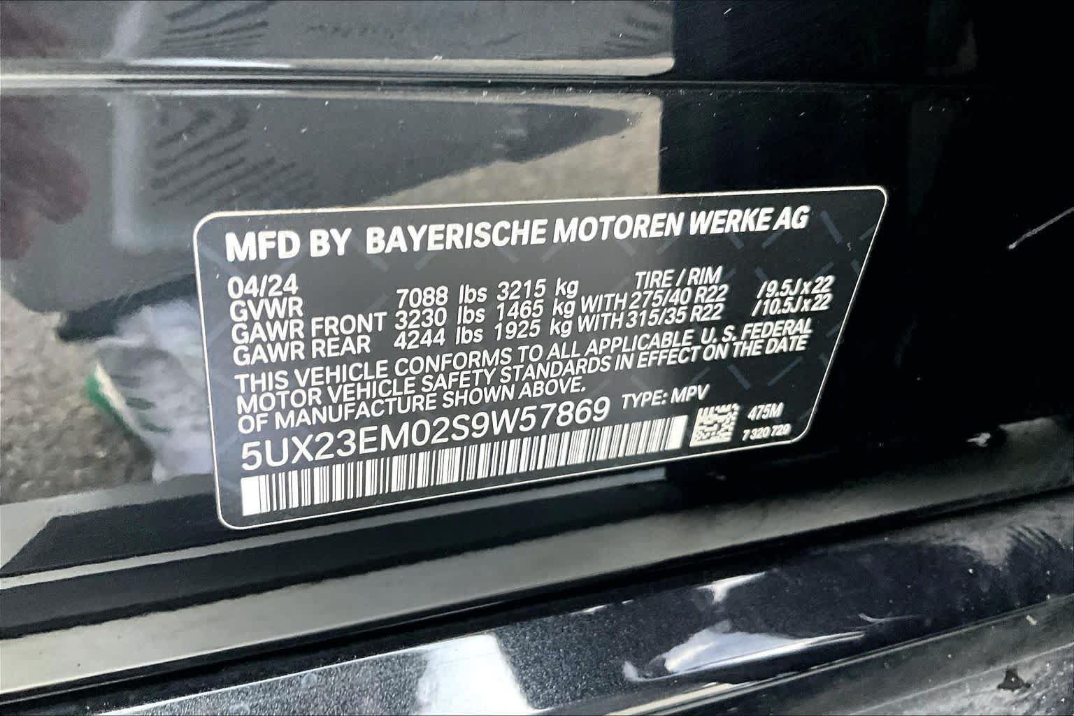 Used 2025 BMW X7 xDrive40i w/ M Sport Package AWD/4WD image 34
