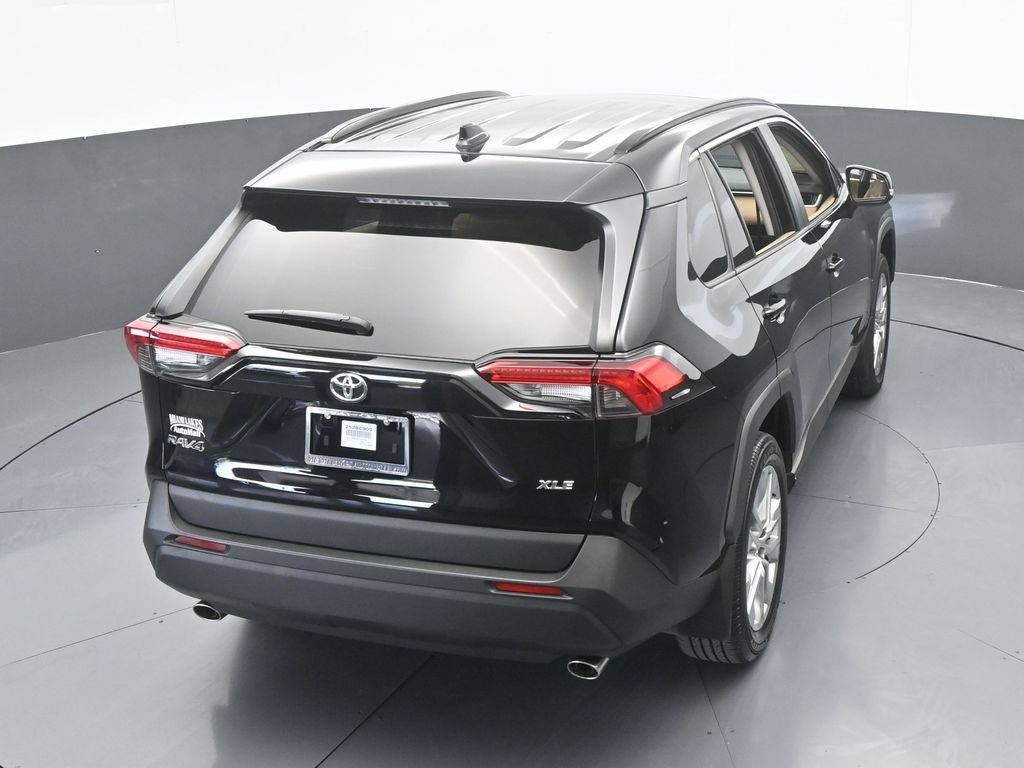Used 2025 Toyota RAV4 XLE Premium FWD image 53