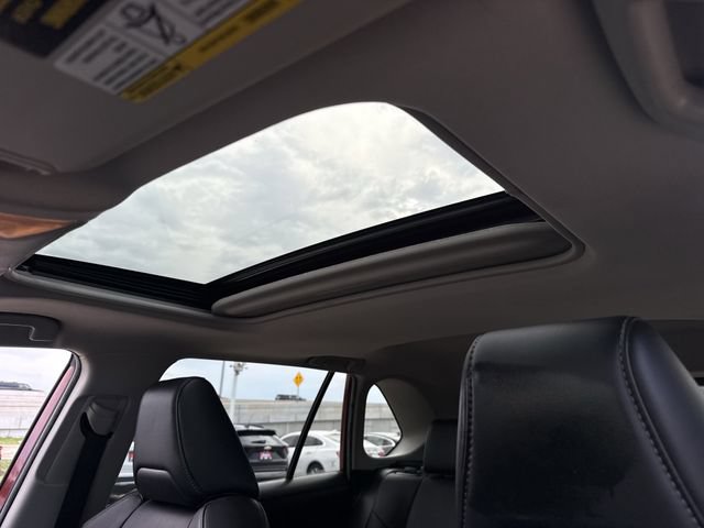 Used 2020 Toyota RAV4 XLE Premium FWD image 26