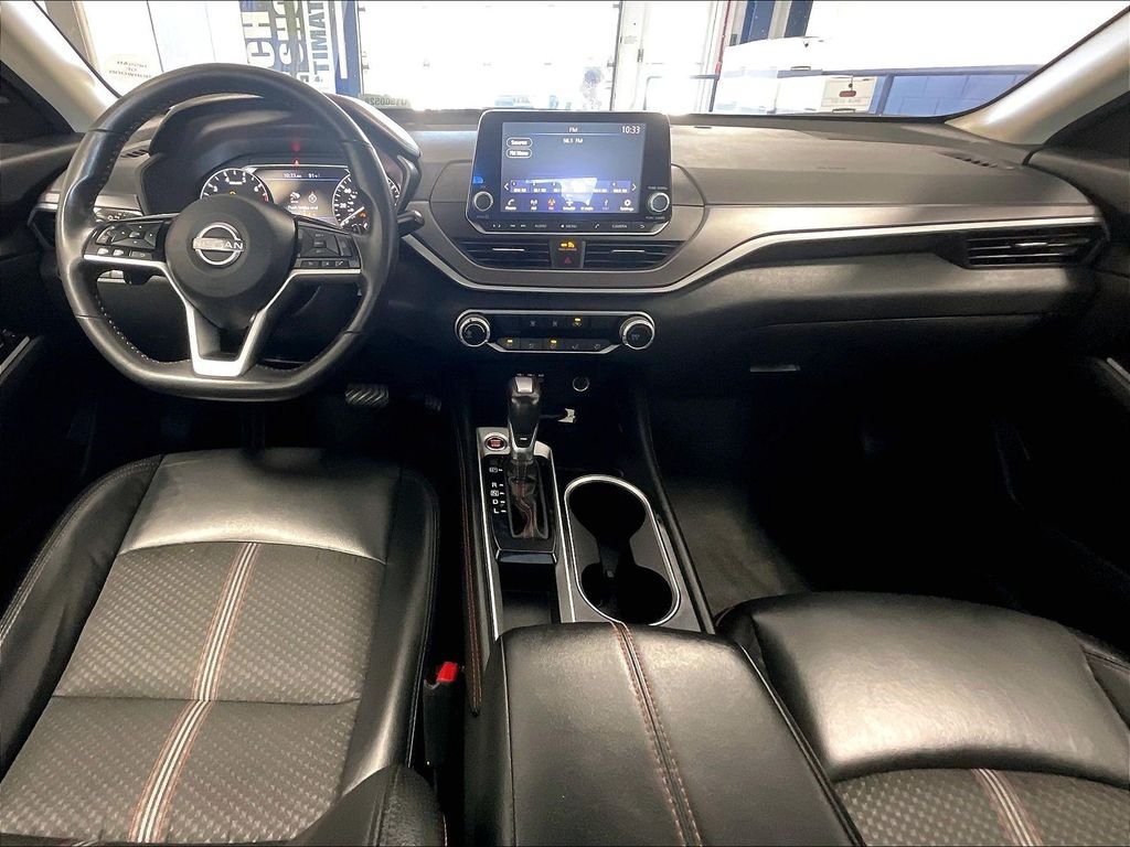 Used 2024 Nissan Altima 2.5 SR FWD image 21