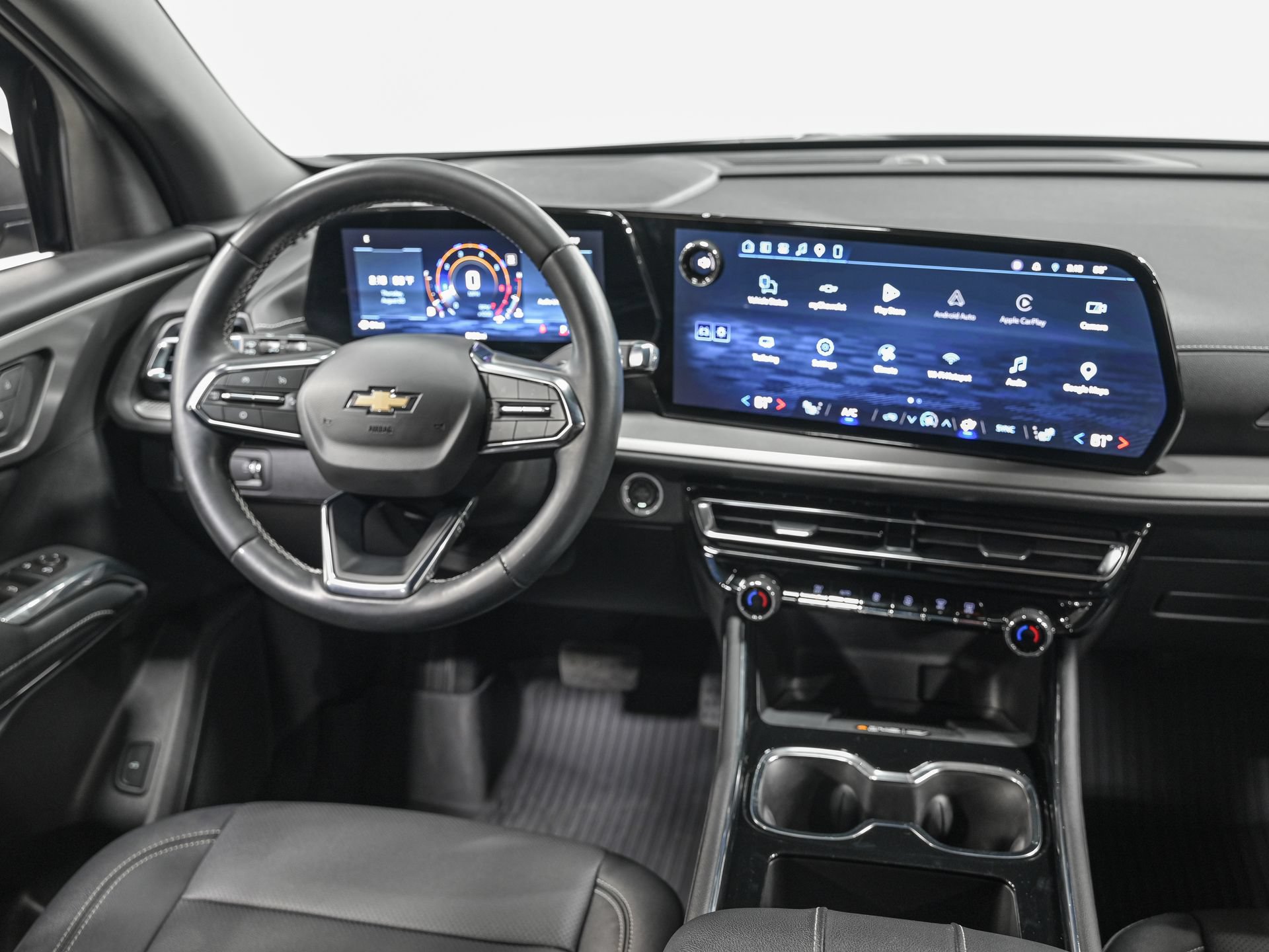 Used 2026 Chevrolet Traverse LT w/ Driver Confidence Package FWD image 29