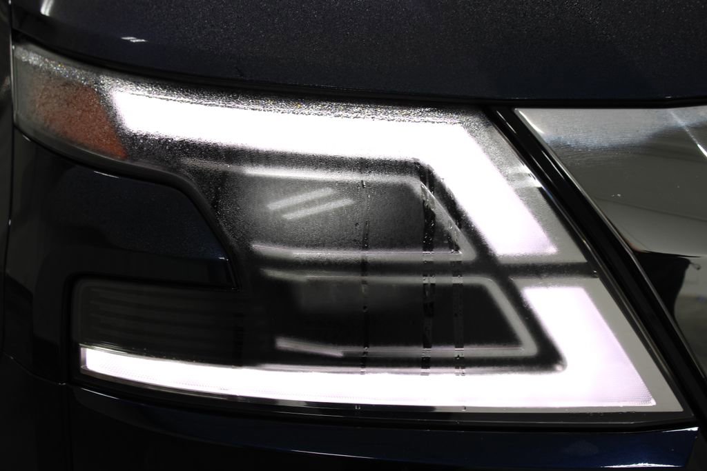 Used 2024 Nissan Armada SL w/ Captain's Chairs Package image 14