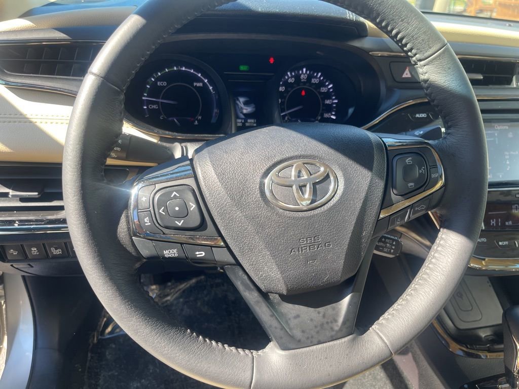 Used 2018 Toyota Avalon XLE Premium w/ Carpet Mat Package image 12