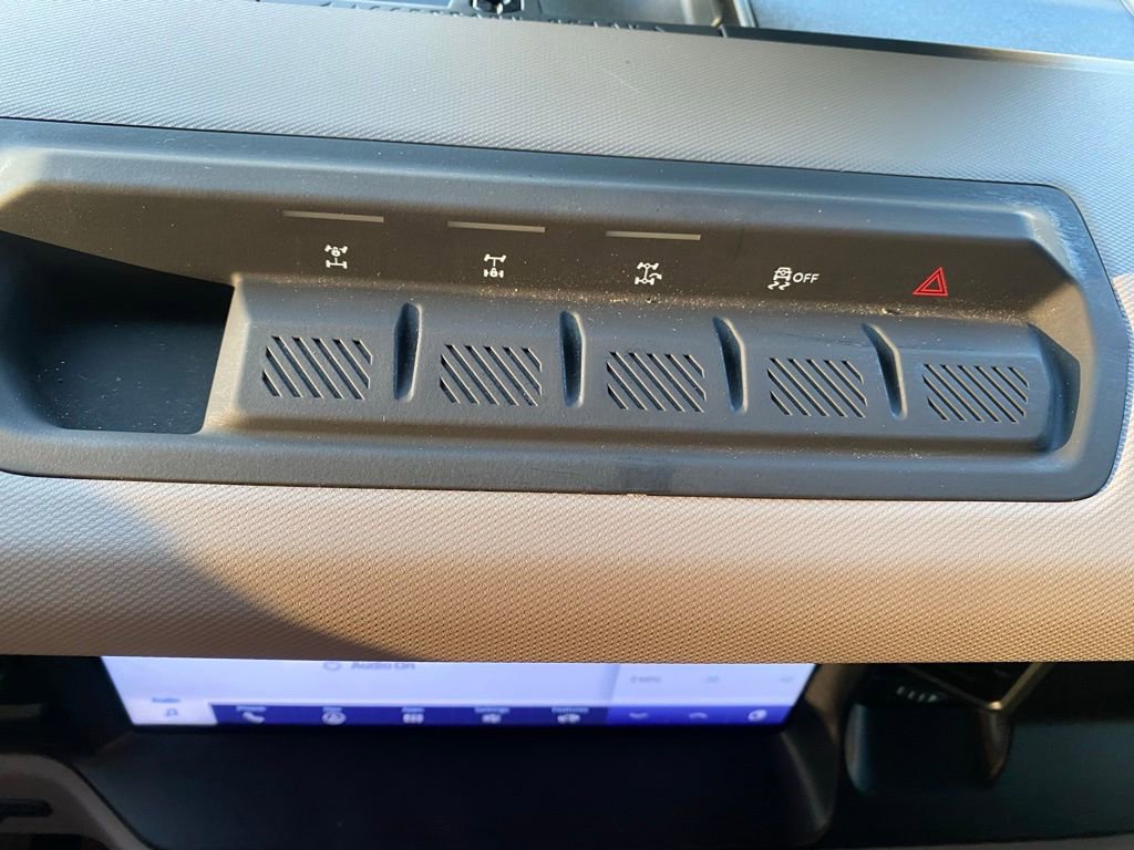 Used 2023 Ford Bronco Wildtrak image 22