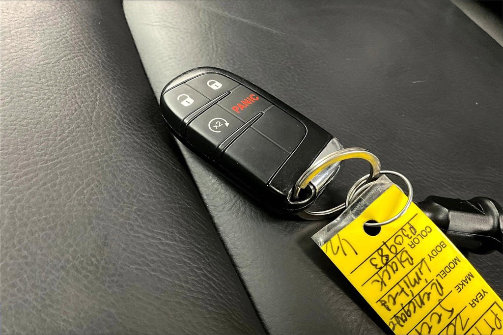 Used 2023 Jeep Renegade Limited image 11