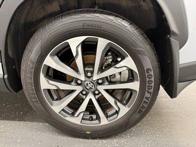 Certified 2023 Toyota Corolla Cross XLE w/ Convenience Package image 20