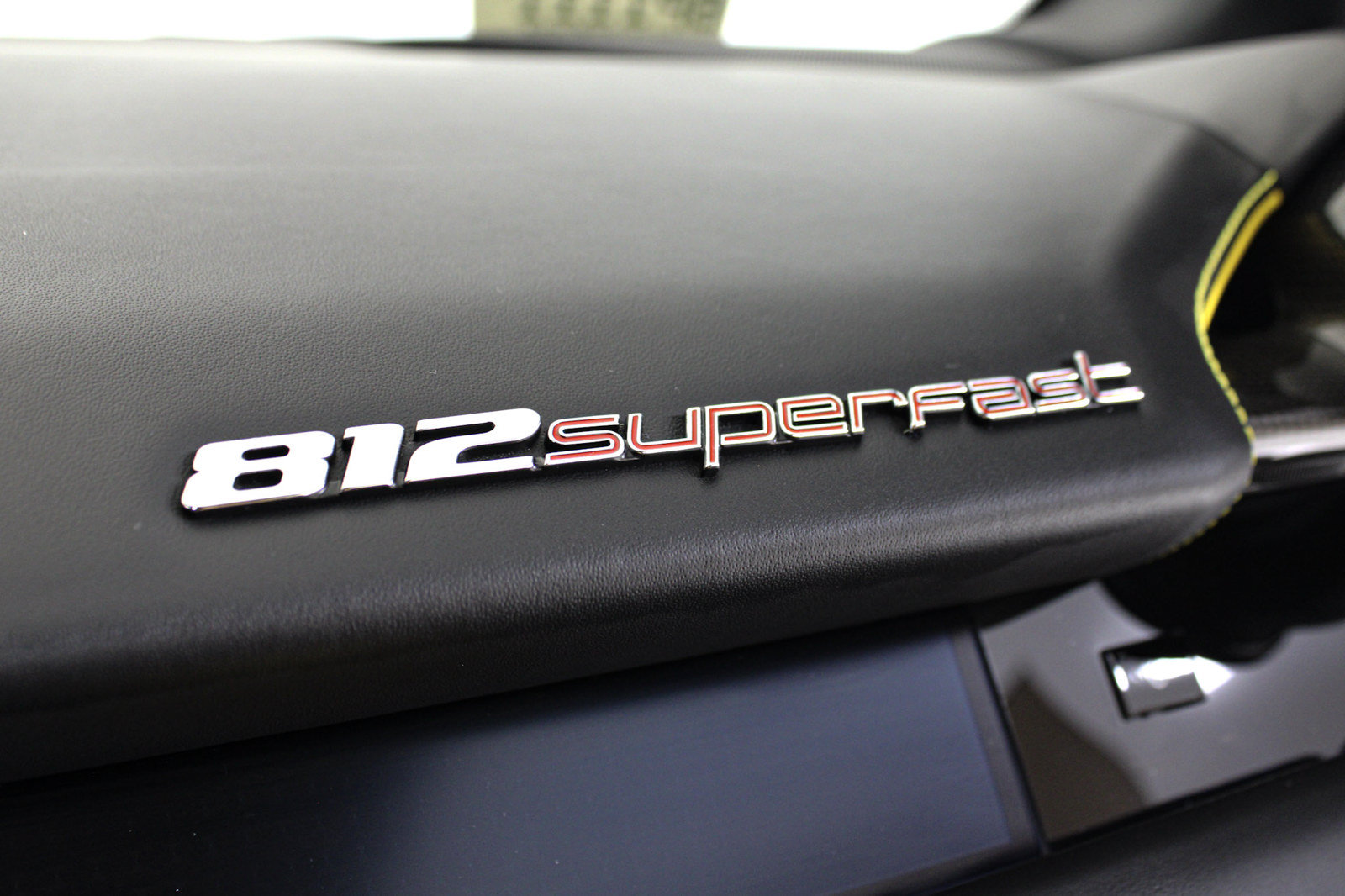 Used 2019 Ferrari 812 Superfast RWD image 41