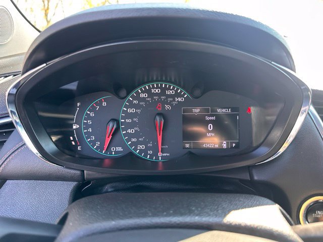Used 2020 Chevrolet Trax Premier FWD image 19