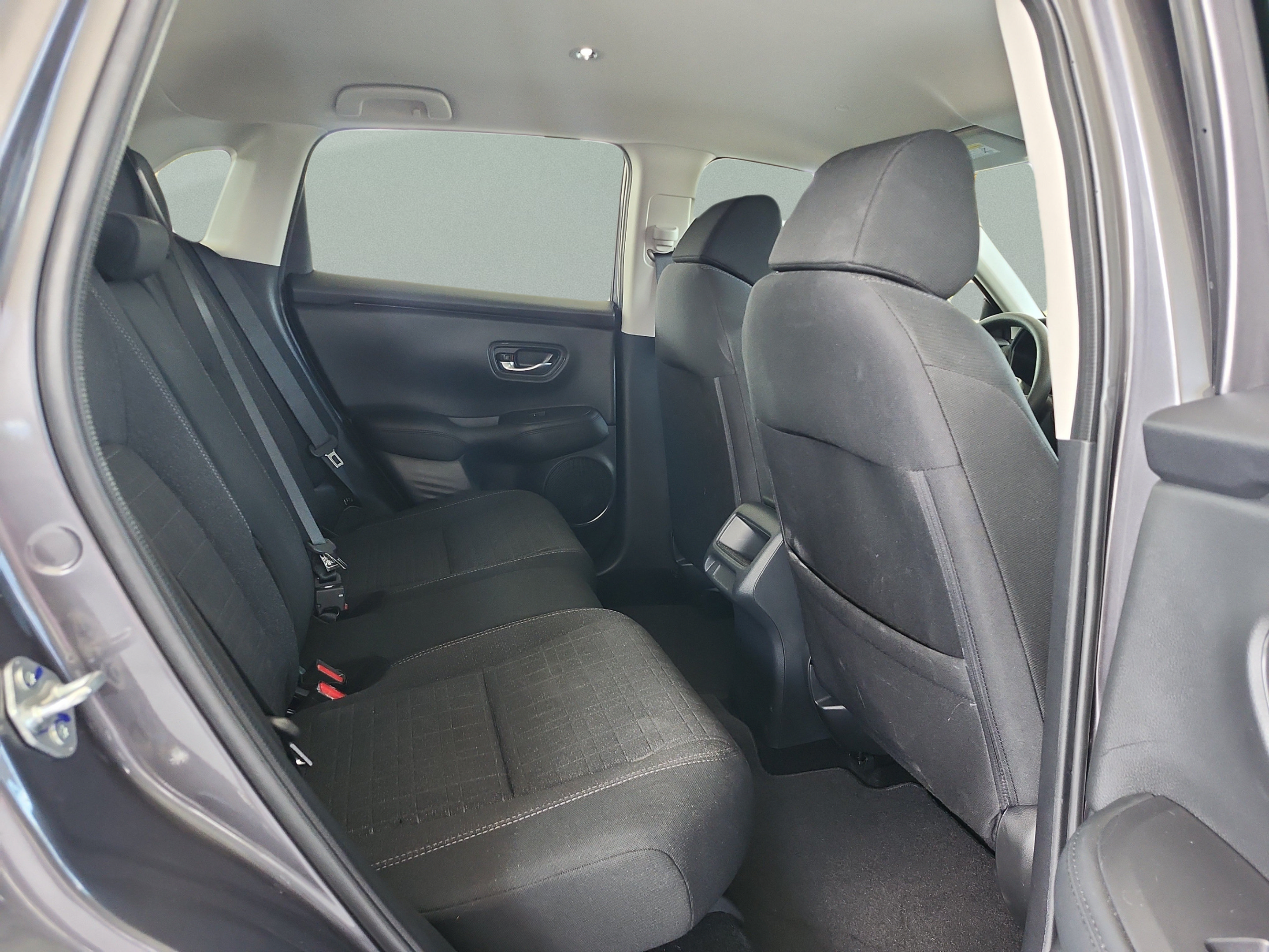 Certified 2026 Honda HR-V LX image 19
