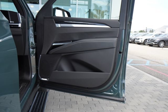 Used 2026 Cadillac Escalade Sport w/ LPO, ONYX Package RWD image 16