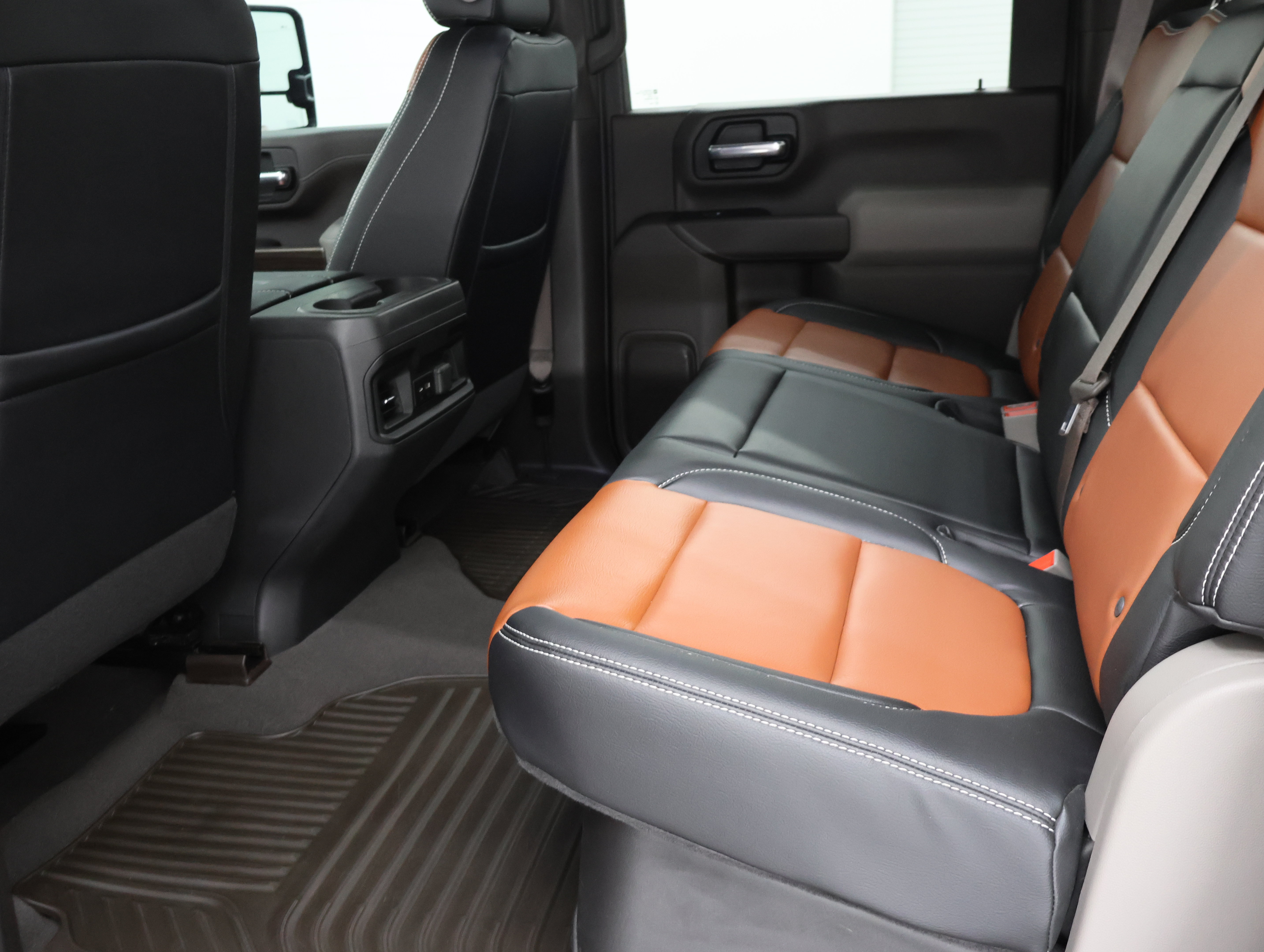 Used 2023 Chevrolet Silverado 3500 LT w/ All Star Edition AWD/4WD image 9