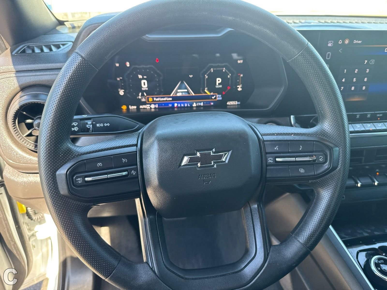 Certified 2024 Chevrolet Colorado Trail Boss w/ Technology Package AWD/4WD image 27