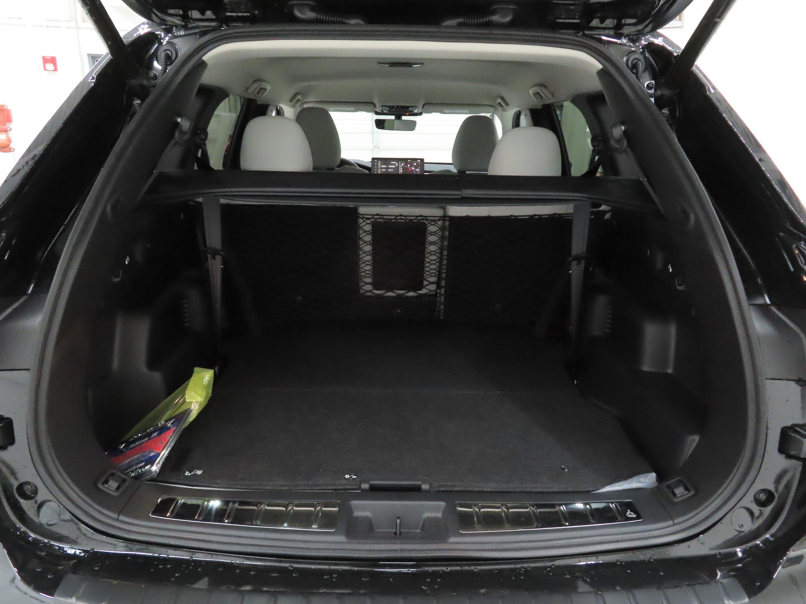 New 2026 Mitsubishi Outlander SE FWD image 22