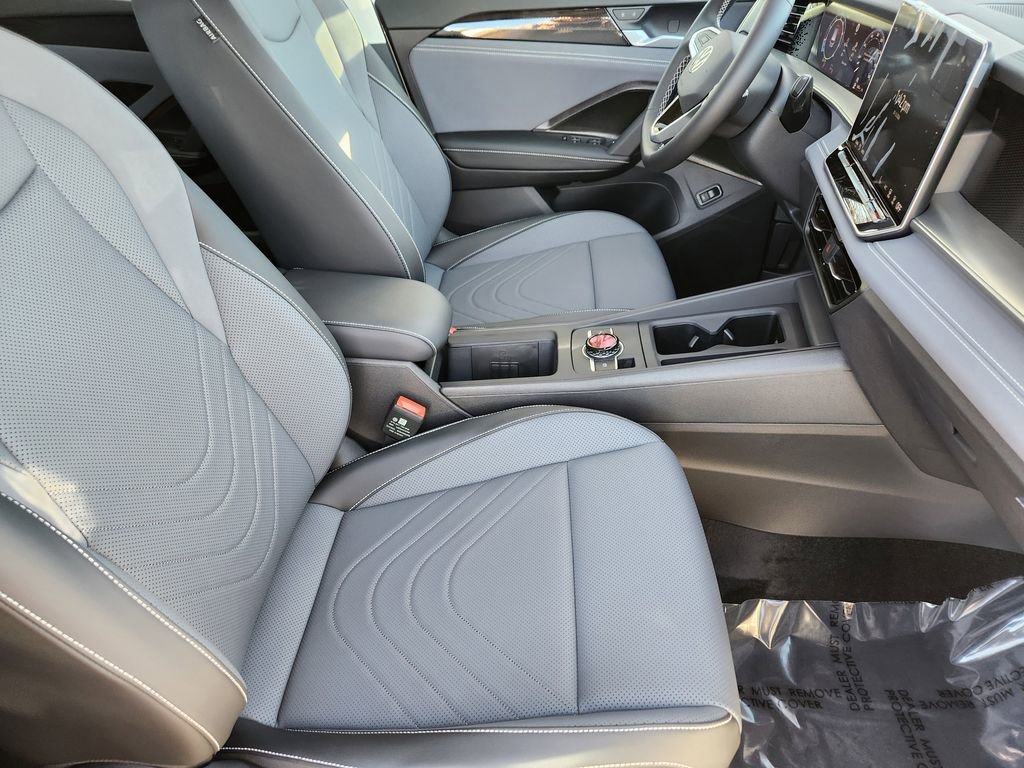 New 2026 Volkswagen Tiguan SE image 4