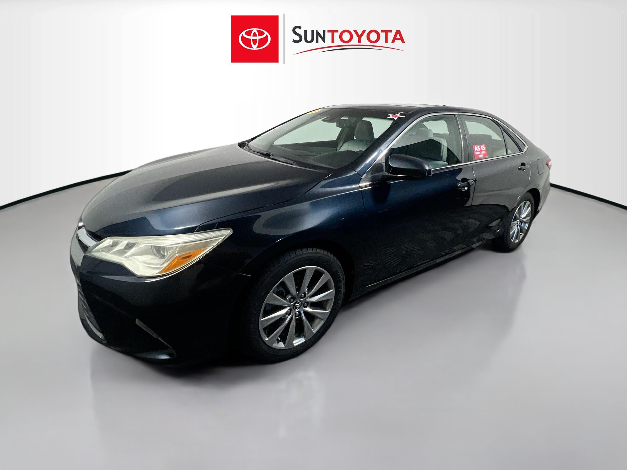 Used 2016 Toyota Camry XLE w/ Advanced Technology Package FWD image 9