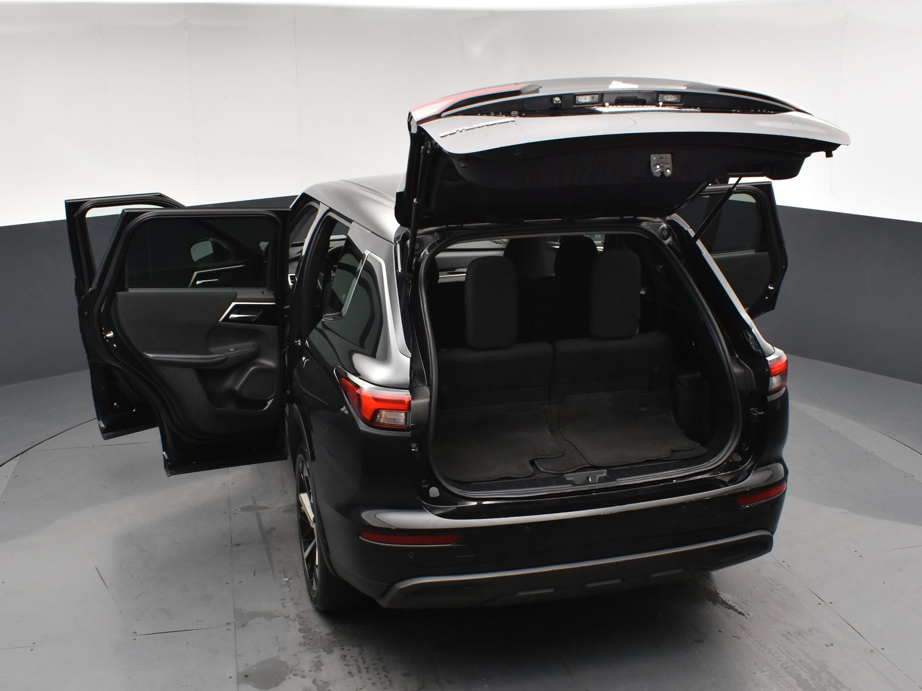 Used 2022 Mitsubishi Outlander ES AWD/4WD image 23