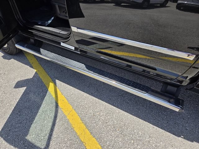 Used 2018 RAM 3500 Laramie AWD/4WD image 21