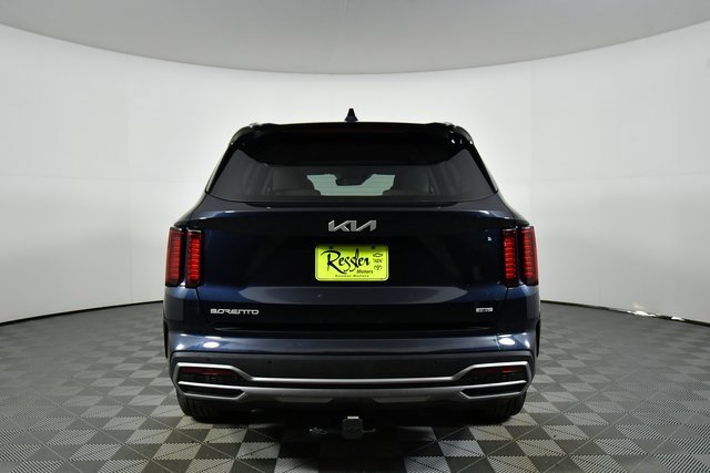 Used 2024 Kia Sorento EX image 12