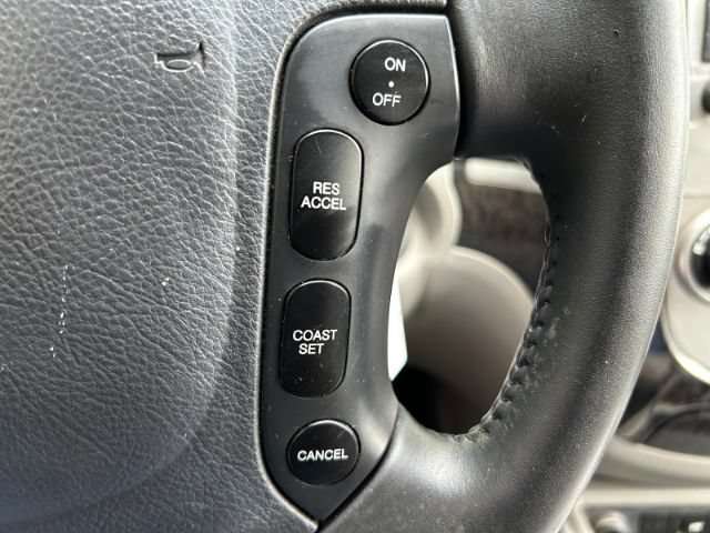 Used 2009 Hyundai Santa Fe SE w/ Premium Pkg 4 FWD image 19