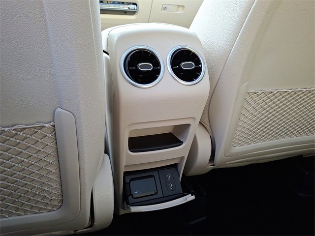 New 2026 Mercedes-Benz GLB 250 GLB 250 image 9