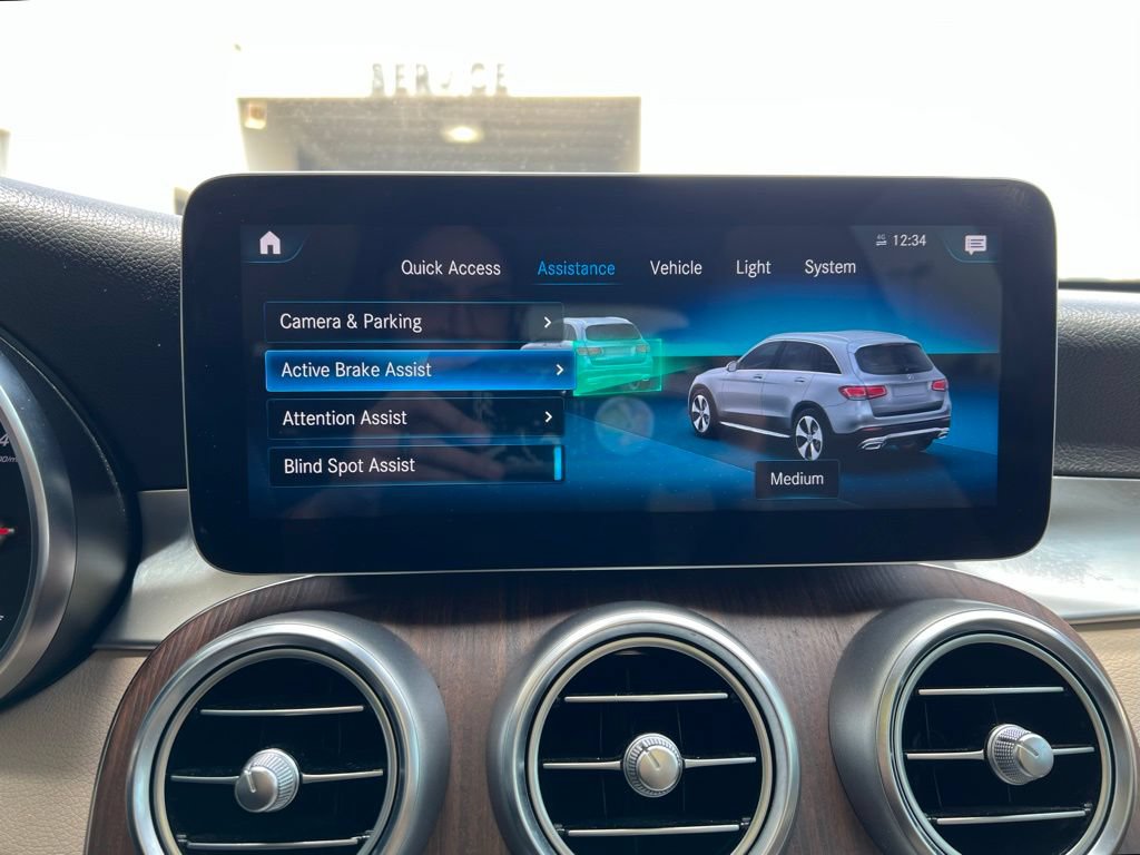 Used 2022 Mercedes-Benz GLC 300 4MATIC image 16