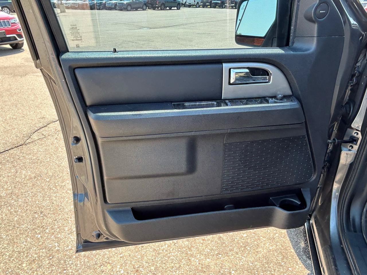 Used 2015 Ford Expedition EL Limited w/ Equipment Group 301A AWD/4WD image 15