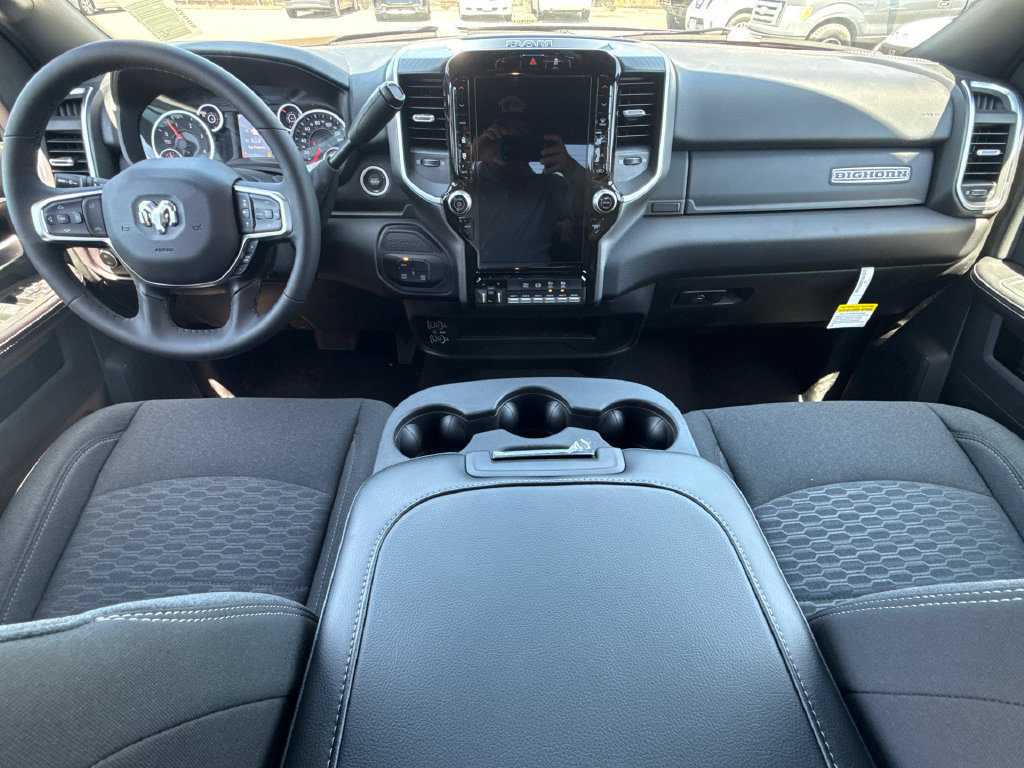 New 2026 RAM 2500 Big Horn AWD/4WD image 17