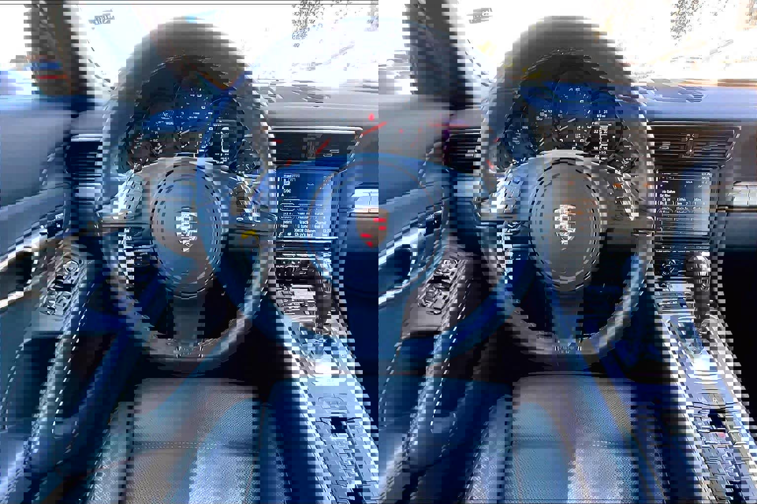 Used 2014 Porsche 911 Carrera 4 image 5