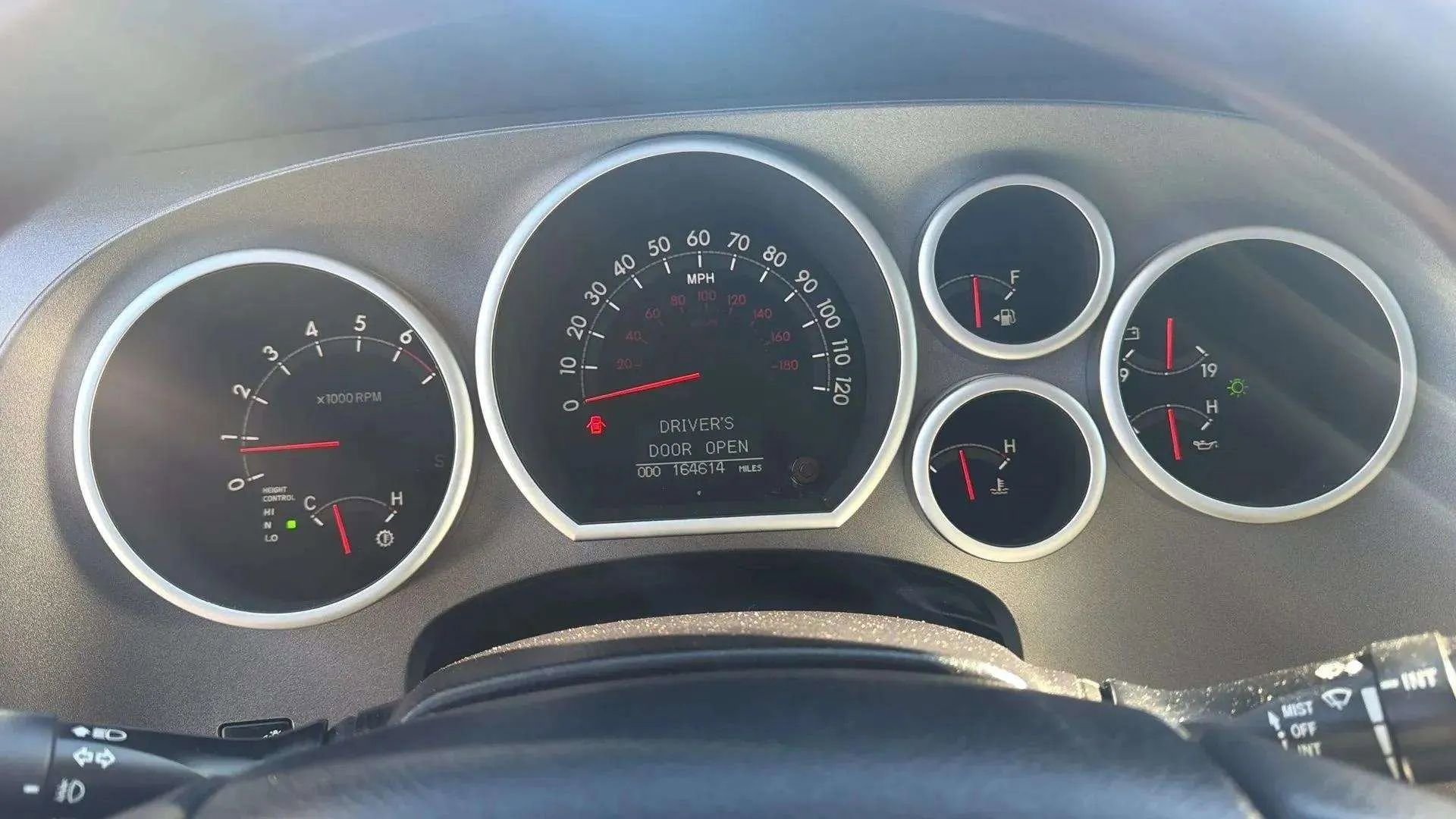 Used 2016 Toyota Sequoia Platinum image 36