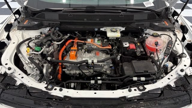New 2025 Chevrolet Equinox EV LT FWD image 11