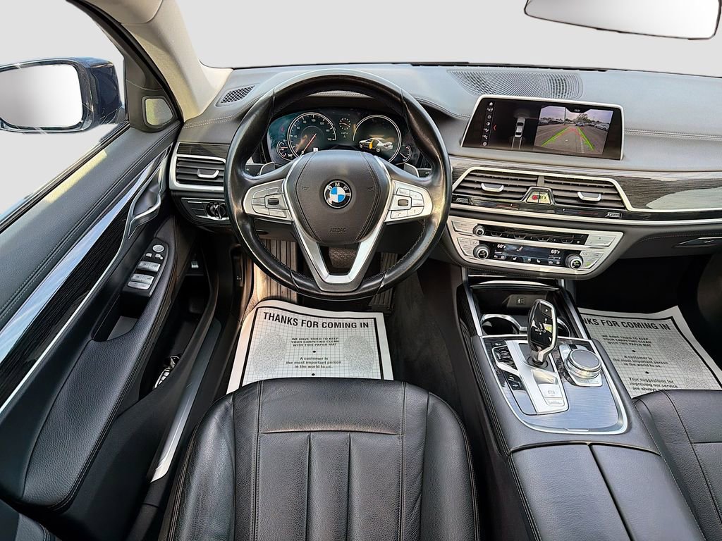 Used 2018 BMW 740i image 16