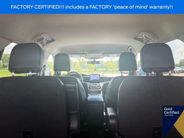 Used 2023 Ford Explorer XLT w/ Equipment Group 202A AWD/4WD image 17