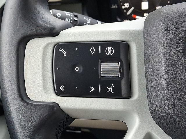 Used 2024 Land Rover Defender 90 X-Dynamic SE AWD/4WD image 22