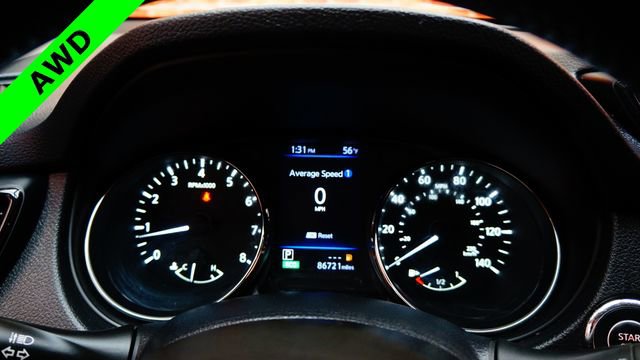 Used 2018 Nissan Rogue SV w/ Premium Package AWD/4WD image 13