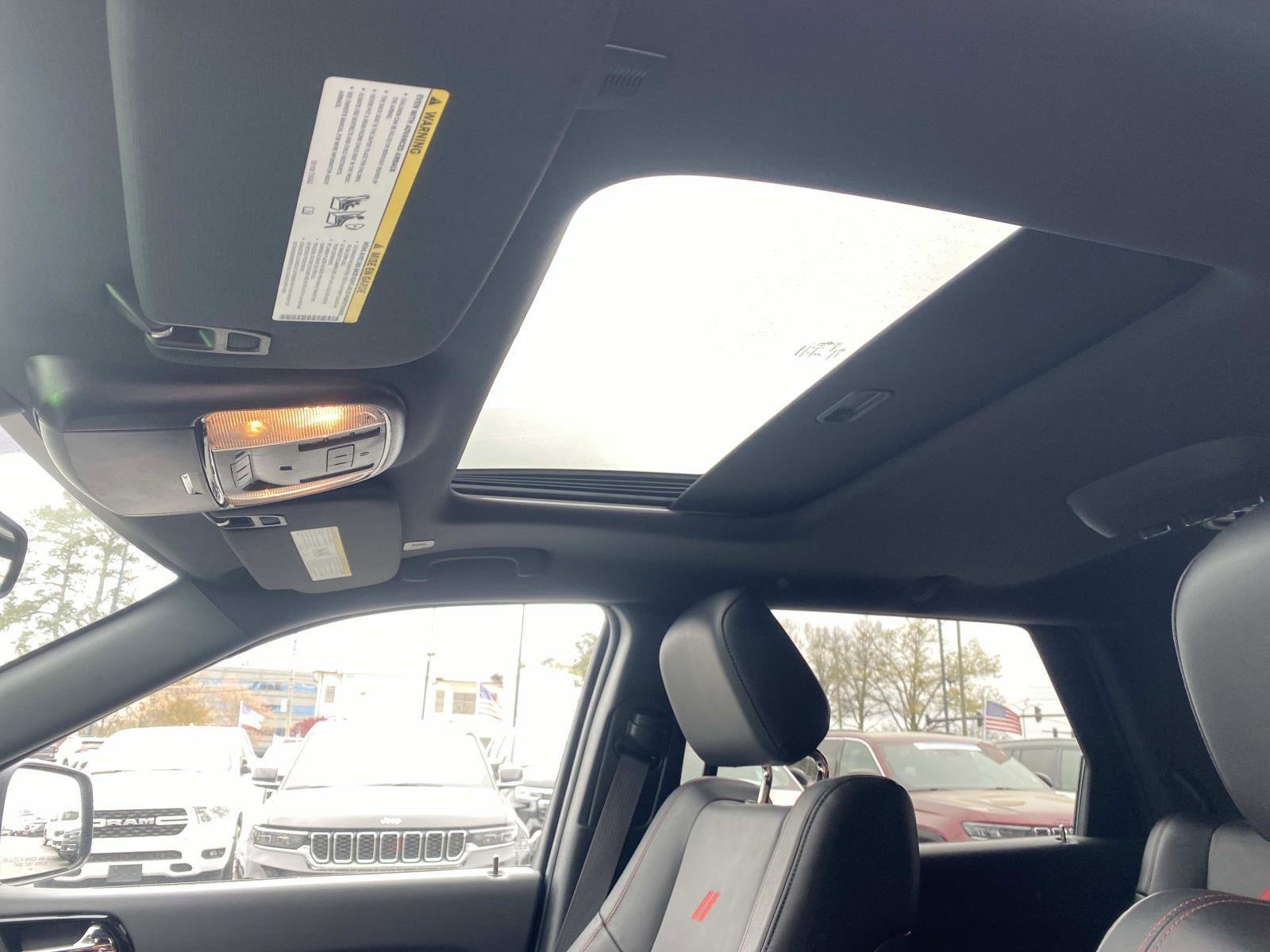 Certified 2024 Dodge Durango GT image 27