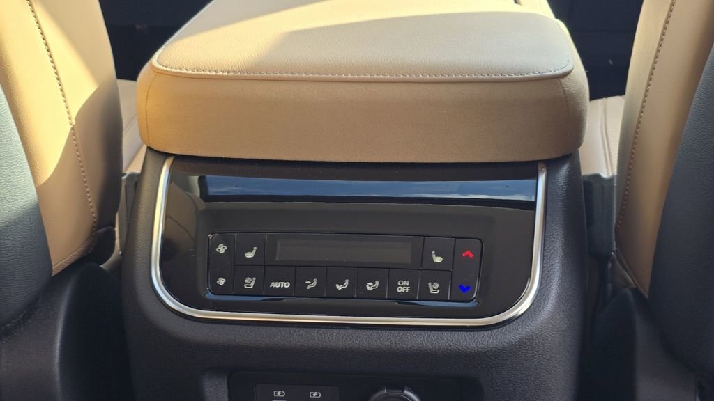 New 2026 INFINITI QX80 Luxe w/ Cargo Package image 24