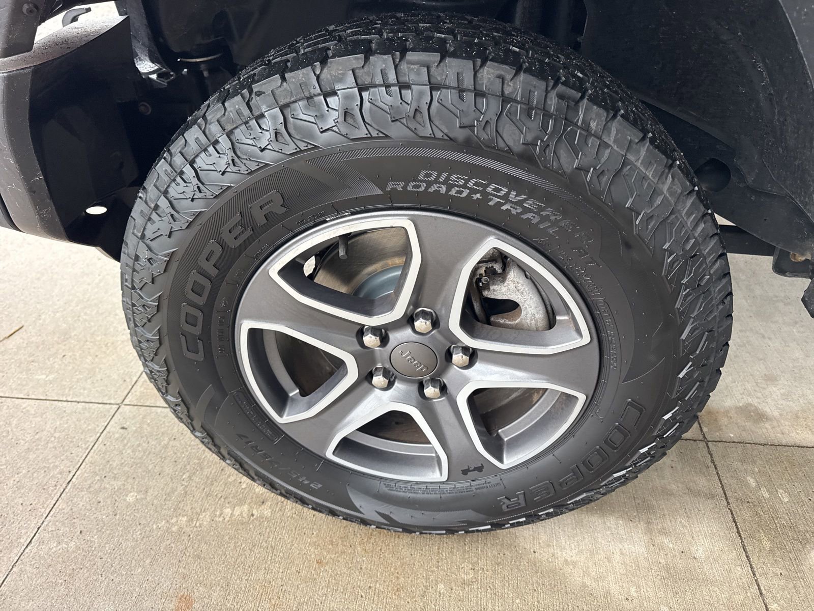 Used 2022 Jeep Wrangler Unlimited Sport image 14