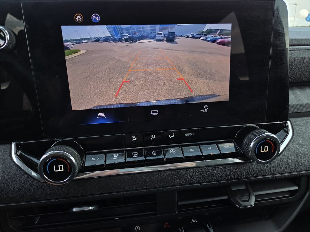 Used 2025 Chevrolet Colorado Trail Boss AWD/4WD image 12