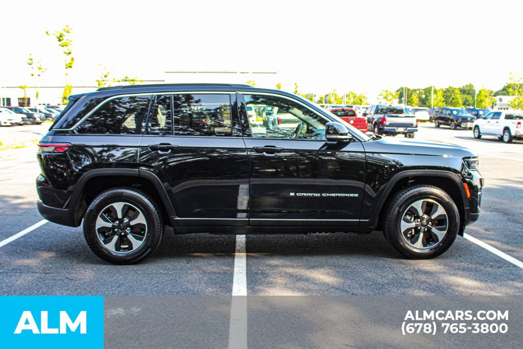 Used 2024 Jeep Grand Cherokee Limited 4xe AWD/4WD image 9