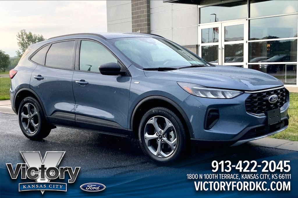 Used 2025 Ford Escape ST-Line w/ Tech Pack #1