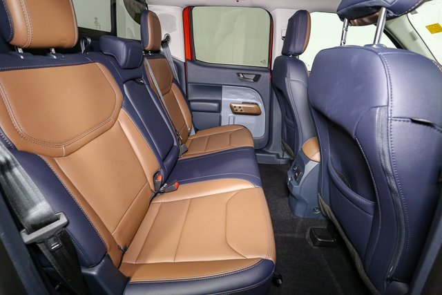 Used 2023 Ford Maverick Lariat w/ Lariat Luxury Package image 18